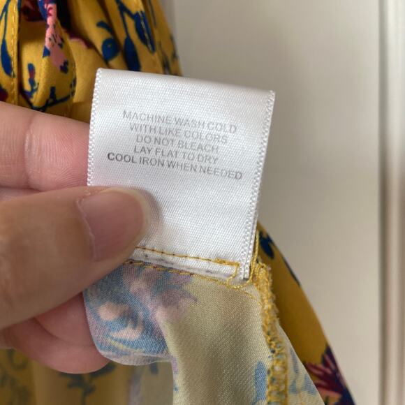 Modcloth Top Women's Size Small Yellow Chic Sophistication Floral Sleeveless Top - Picture 9 of 12